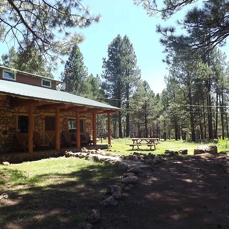 Arizona Mountain Inn & Cabins-2